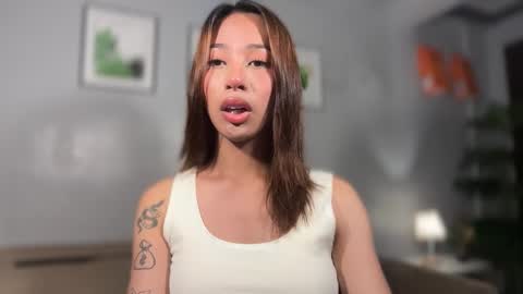 kirstenelsie online show from November 29, 2025, 1:03 pm