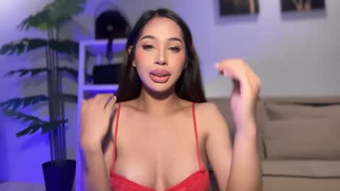 kirstenelsie online show from April 25, 2026, 5:10 pm