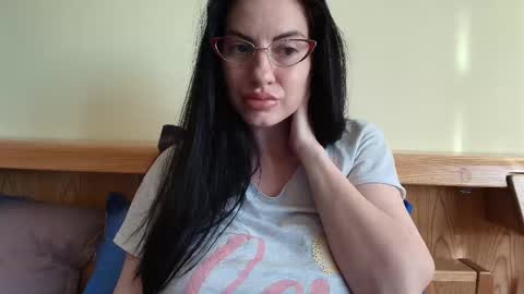 Ivory online show from September 20, 2025, 2:51 pm