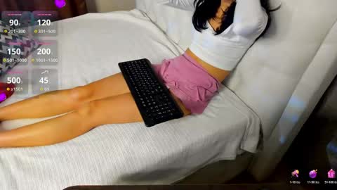 Ivy online show from April 28, 2026, 2:27 am