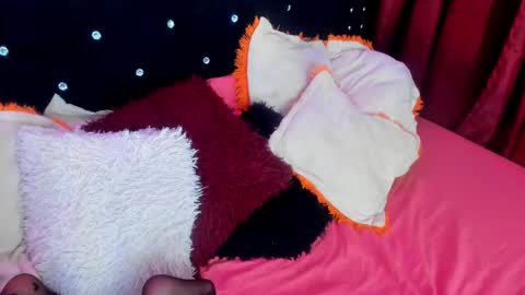 Diana Rojas  online show from March 2, 2025, 5:12 am