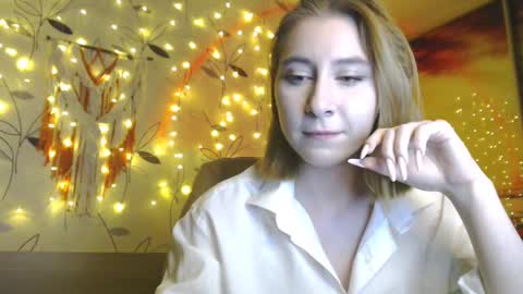 Ivy online show from January 30, 2025, 9:36 pm