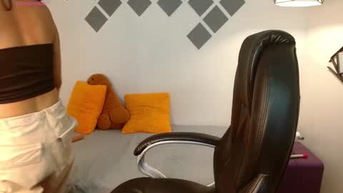  IVY online show from December 10, 2024, 4:13 am