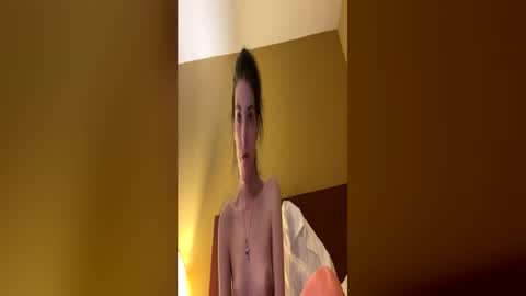Snapshot of ivy_rose90 chatting on June 3, 2026, 2:36 am ivy_rose90 online show from June 3, 2026, 2:36 am
