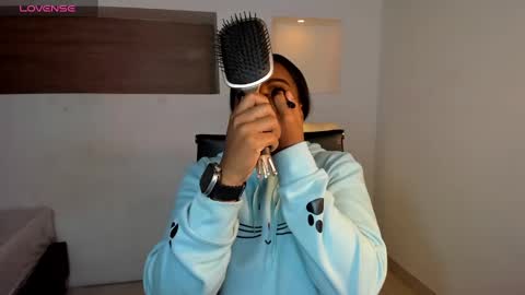 i v y  b l i s s online show from February 15, 2025, 11:50 am