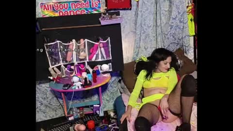 Snapshot of ivyjennifer366 chatting on May 30, 2026, 5:37 am ivyjennifer366 online show from May 30, 2026, 5:37 am