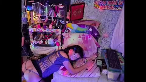 Snapshot of ivyjennifer366 chatting on June 18, 2026, 4:02 am ivyjennifer366 online show from June 18, 2026, 4:02 am