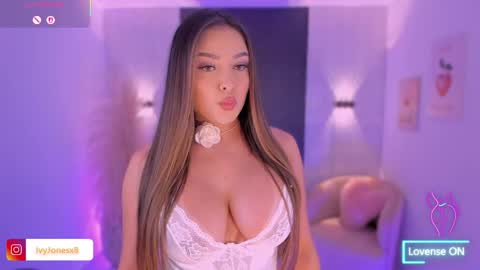 Ivy online show from April 21, 2026, 12:45 am