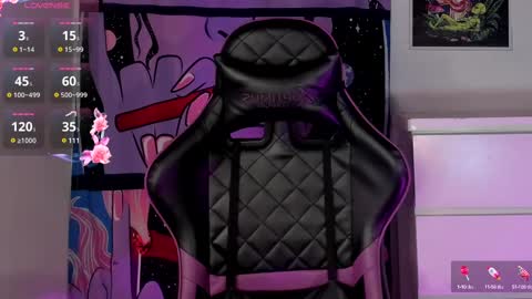 Camila online show from February 12, 2025, 4:22 pm