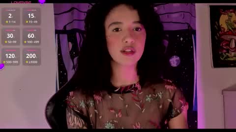 Camila online show from September 12, 2025, 8:25 am