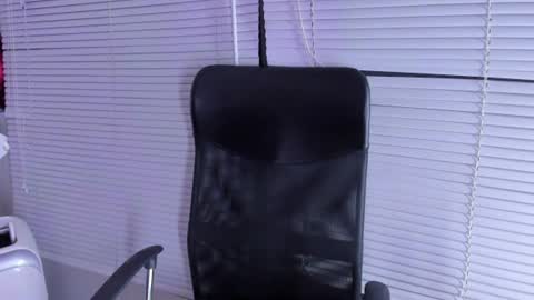 Snapshot of ivymilleer chatting on June 25, 2026, 5:12 am ivymilleer online show from June 25, 2026, 5:12 am