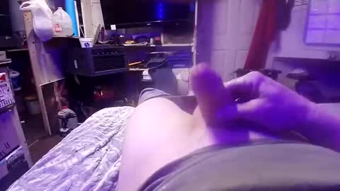 Iwannatryou online show from February 7, 2025, 9:16 am