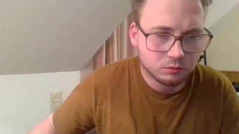 iwantfucknow online show from March 30, 2026, 9:16 pm