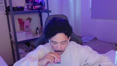 iwasd3nse online show from February 6, 2025, 8:45 pm