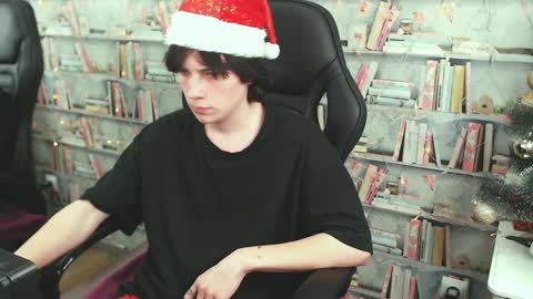 Maxim online show from December 26, 2024, 8:42 pm