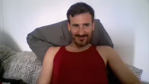 Snapshot of iyoperro chatting on May 12, 2026, 1:41 pm Casandro online show from May 12, 2026, 1:41 pm