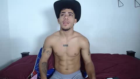 izaack online show from September 27, 2025, 1:54 am