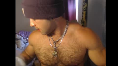 Snapshot of izak144 chatting on May 28, 2026, 10:18 pm izak144 online show from May 28, 2026, 10:18 pm