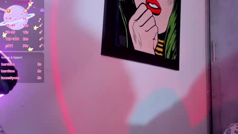 hot izys online show from February 9, 2025, 7:38 am