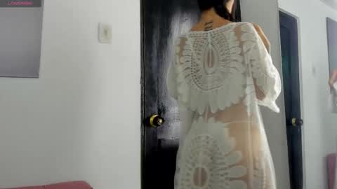 Izzy online show from October 10, 2025, 7:24 pm