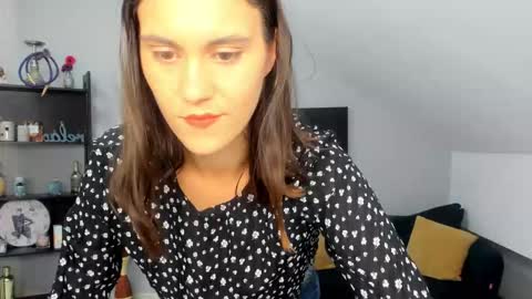 Izzy online show from September 11, 2025, 8:31 pm