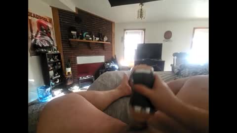 Hard4u online show from March 8, 2025, 7:53 pm