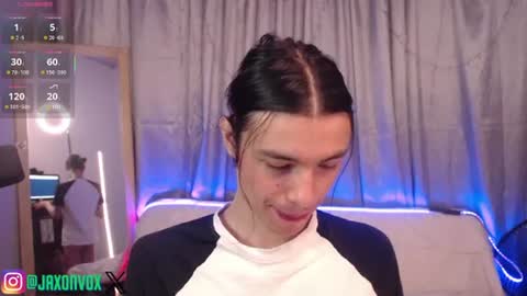 Hey im Jaxxxon check my info     online show from July 9, 2026, 1:26 pm