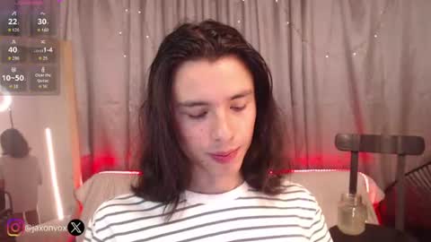 Hey im Jaxxxon check my info     online show from July 23, 2026, 1:42 pm