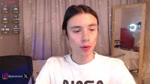 Hey im Jaxxxon check my info     online show from August 3, 2026, 10:54 am