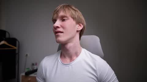 Danny online show from April 21, 2026, 10:10 am