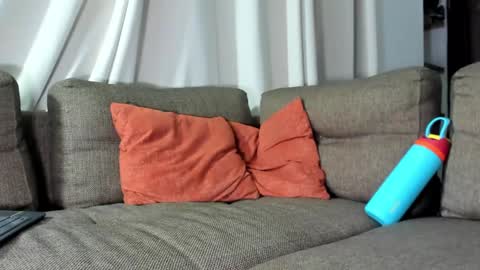 Calix  Independient model Insta and twt Calixsnake online show from January 5, 2025, 5:30 am