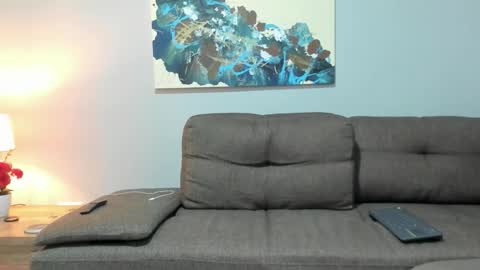 Calix  Independient model Insta and twt Calixsnake online show from September 14, 2025, 7:57 pm