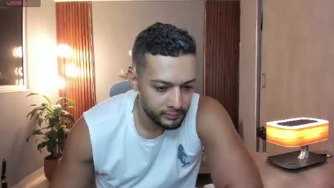Snapshot of j_calix chatting on June 17, 2026, 11:49 pm Calix Independient model Insta and twt Calixsnake online show from June 17, 2026, 11:49 pm