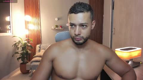Snapshot of j_calix chatting on June 18, 2026, 11:42 pm Calix Independient model Insta and twt Calixsnake online show from June 18, 2026, 11:42 pm