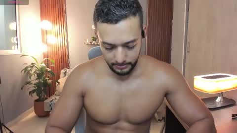 Snapshot of j_calix chatting on June 24, 2026, 12:09 am Calix Independient model Insta and twt Calixsnake online show from June 24, 2026, 12:09 am