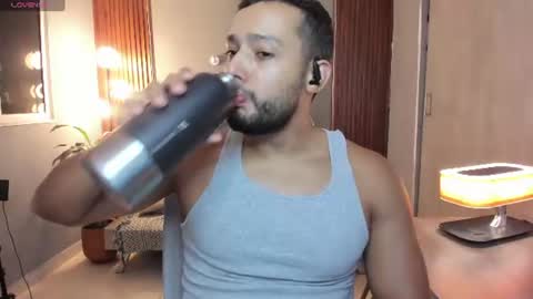 Snapshot of j_calix chatting on June 27, 2026, 1:21 am Calix Independient model Insta and twt Calixsnake online show from June 27, 2026, 1:21 am