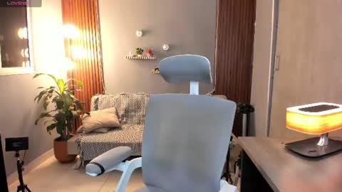 Snapshot of j_calix chatting on July 17, 2026, 1:01 am Calix Independient model Insta and twt Calixsnake online show from July 17, 2026, 1:01 am