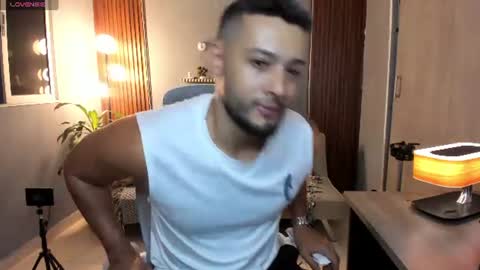 Snapshot of j_calix chatting on July 18, 2026, 11:30 pm Calix Independient model Insta and twt Calixsnake online show from July 18, 2026, 11:30 pm