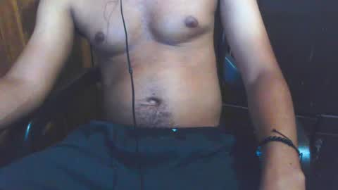 Snapshot of j_castello chatting on May 5, 2026, 1:46 am J online show from May 5, 2026, 1:46 am