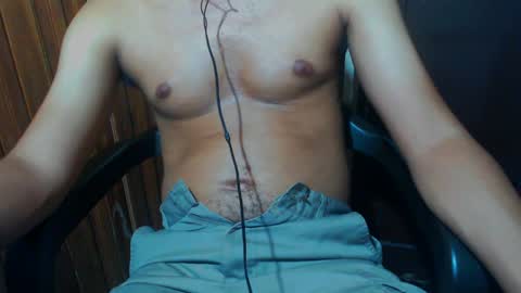 Snapshot of j_castello chatting on May 15, 2026, 3:02 am J online show from May 15, 2026, 3:02 am
