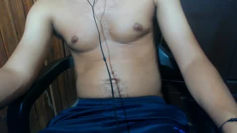 Snapshot of j_castello chatting on May 26, 2026, 3:13 am J online show from May 26, 2026, 3:13 am