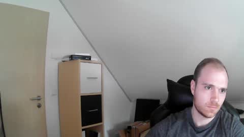 Snapshot of j_german783377 chatting on February 3, 2025, 10:03 am here4y online show from February 3, 2025, 10:03 am