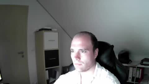 Snapshot of j_german783377 chatting on September 16, 2025, 10:05 am here4y online show from September 16, 2025, 10:05 am