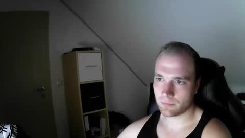 Snapshot of j_german783377 chatting on October 28, 2025, 10:12 pm here4y online show from October 28, 2025, 10:12 pm