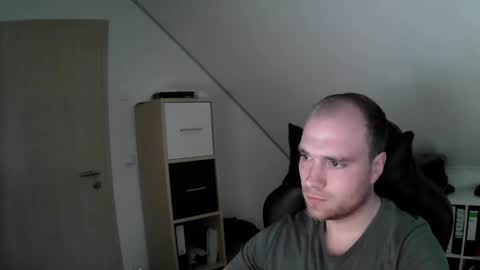 Snapshot of j_german783377 chatting on November 14, 2025, 10:47 am here4y online show from November 14, 2025, 10:47 am