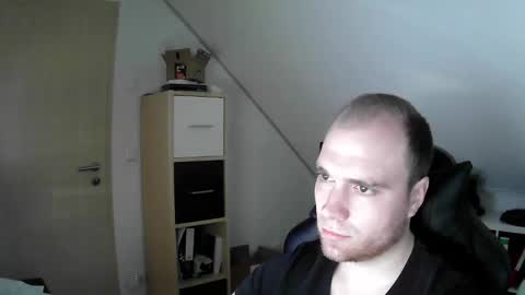 Snapshot of j_german783377 chatting on December 21, 2025, 10:55 am here4y online show from December 21, 2025, 10:55 am