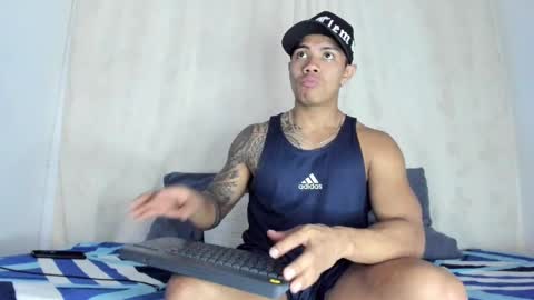 i am juan musiry independent model  online show from December 26, 2024, 2:27 pm