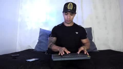 i am juan musiry independent model  online show from January 23, 2025, 5:02 am