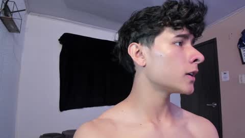 Noah online show from December 9, 2024, 2:49 pm