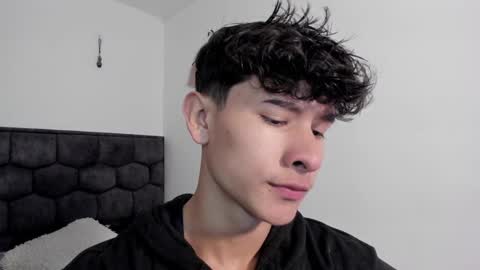 Noah online show from January 3, 2025, 12:52 pm